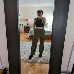 TNA green cargo pants, size 4